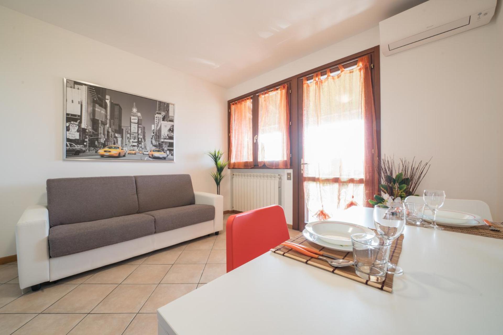 Gardappartamenti - Cascinale With Terrace เดเซนซาโนเดลการ์ดา ภายนอก รูปภาพ