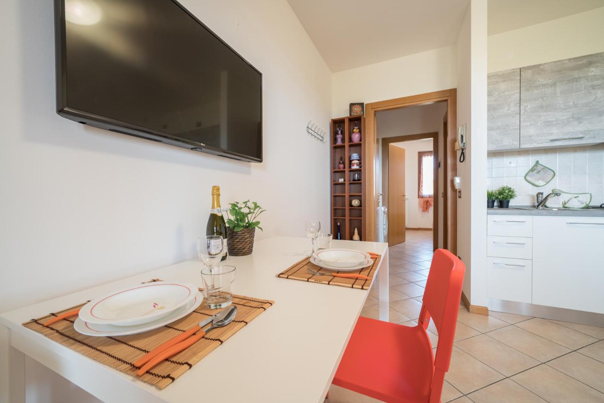 Gardappartamenti - Cascinale With Terrace เดเซนซาโนเดลการ์ดา ภายนอก รูปภาพ